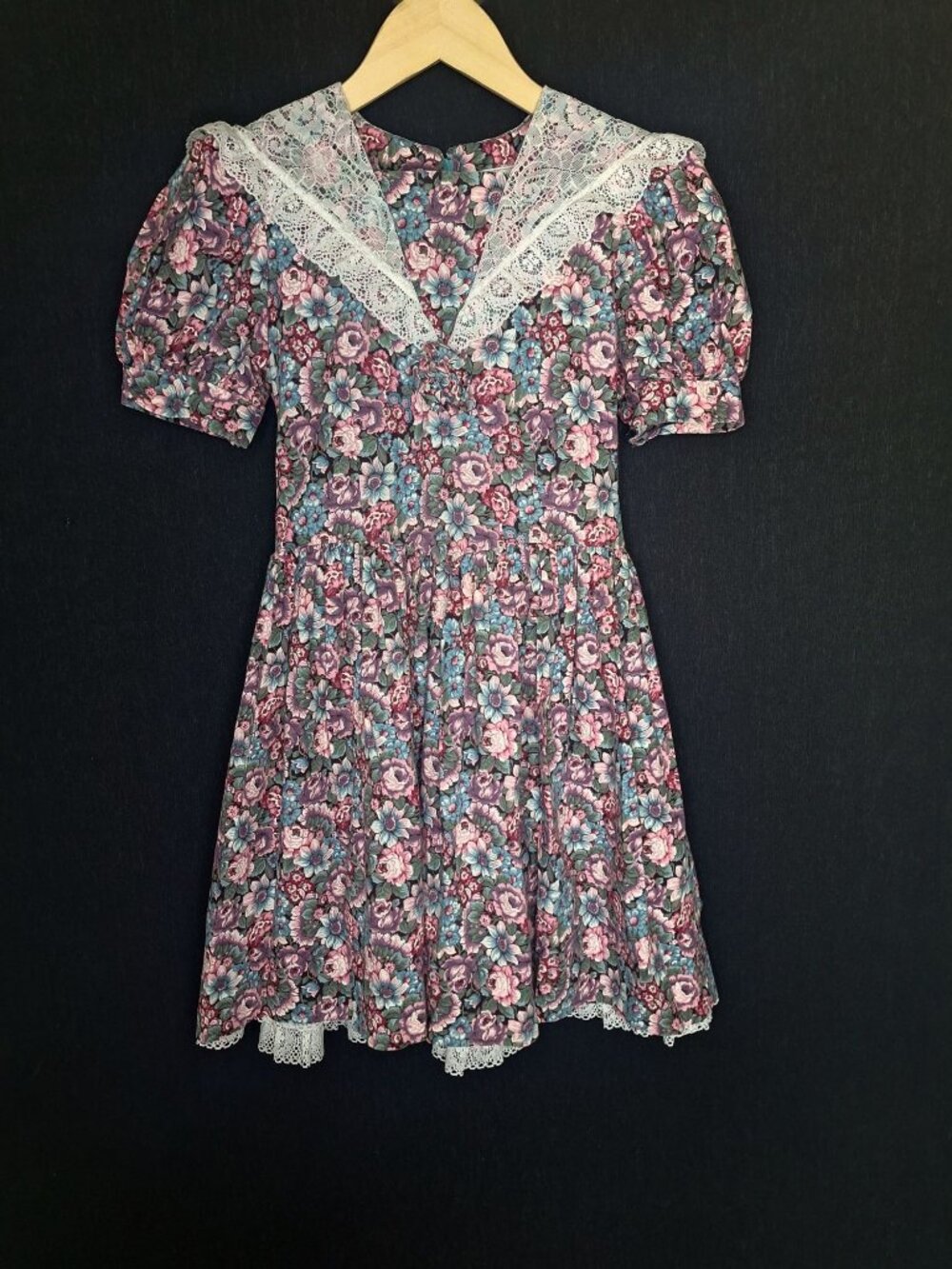 💙 Vintage Specialty Fashioned by Grandma Girls Size 10 Floral Prairie Dress Lac